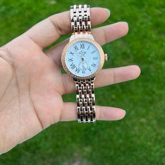 GV2 BY GEVRIL Women's Astor Rose Gold-Tone Stainless Steel Watch 40mm Watch - Picture 2 of 12